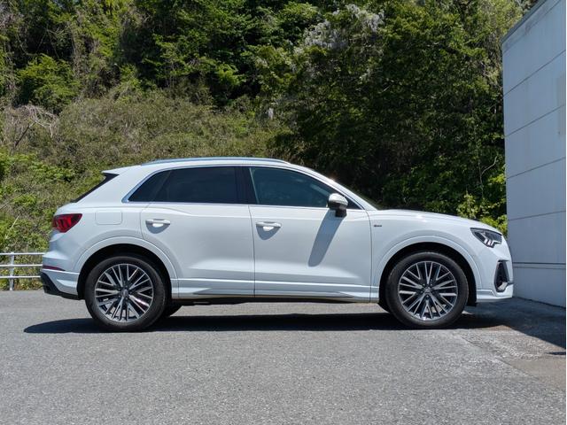 AUDI Q3 35 TDI QUATTRO S LINE