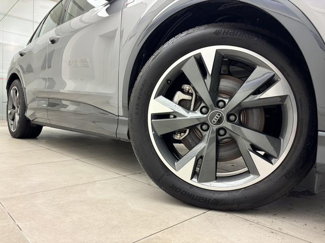 AUDI Q4 E-TRON 45 E-TRON S LINE