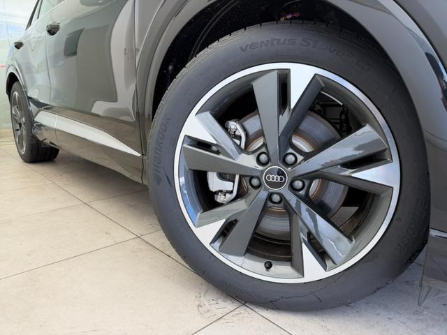 AUDI Q4 E-TRON 45 E-TRON S LINE