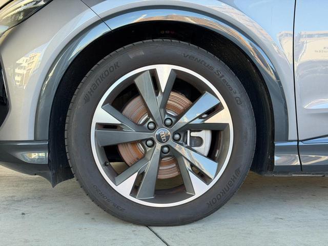 AUDI Q4 E-TRON 45 E-TRON S LINE
