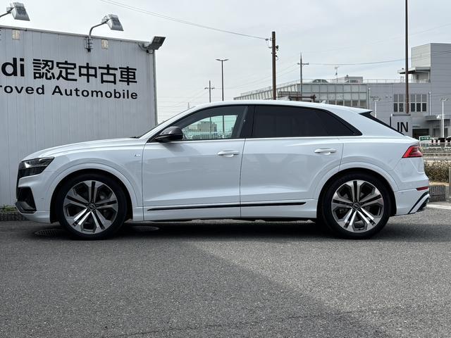 AUDI Q8 55TFSI QUATTRO S LINE