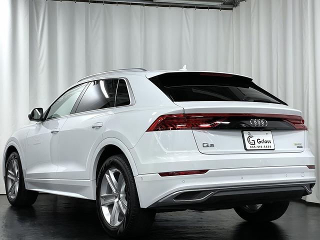 AUDI Q8 55TFSI QUATTRO DEBUT PACKAGE LUXURY