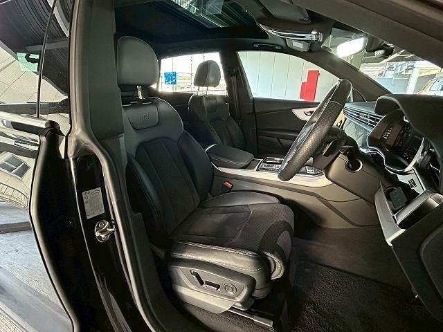 AUDI Q8 55TFSI QUATTRO S LINE