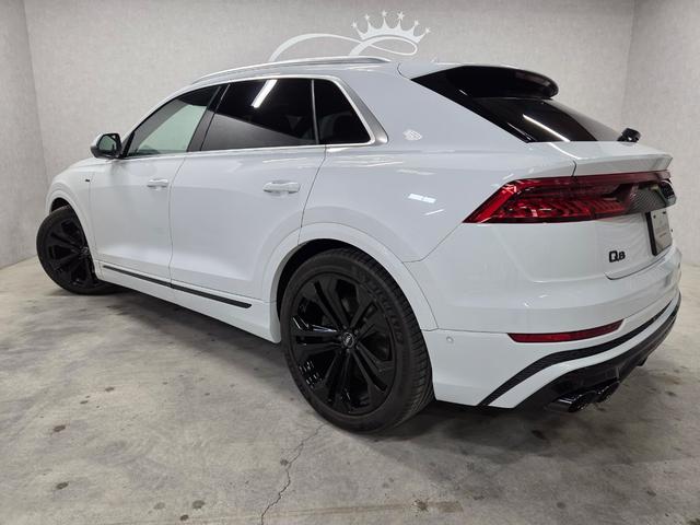 AUDI Q8 55TFSI QUATTRO DEBUT PACKAGE S LINE