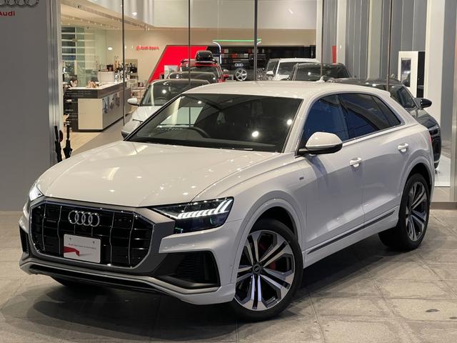 AUDI Q8 55TFSI QUATTRO S LINE