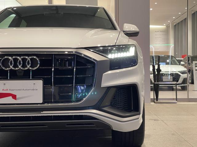 AUDI Q8 55TFSI QUATTRO S LINE