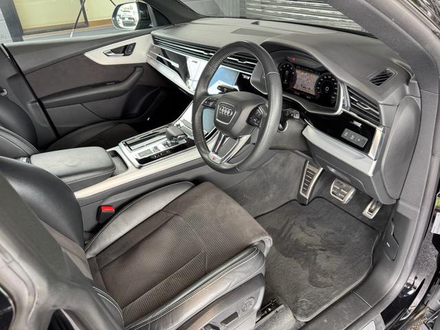 AUDI Q8 55TFSI QUATTRO DEBUT PACKAGE S LINE