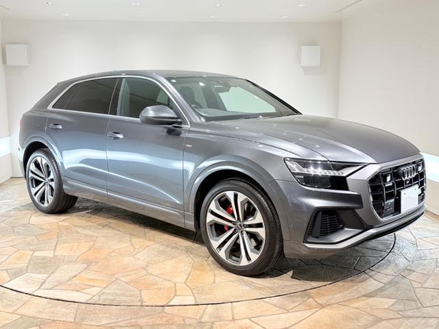 AUDI Q8 55TFSI QUATTRO S LINE