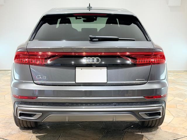 AUDI Q8 55TFSI QUATTRO S LINE