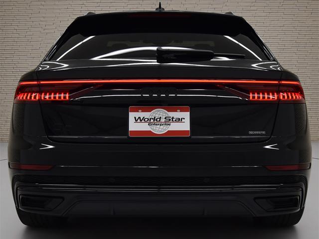 AUDI Q8 55TFSI QUATTRO S LINE