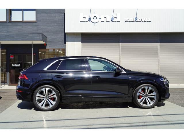 AUDI Q8 55TFSI QUATTRO S LINE