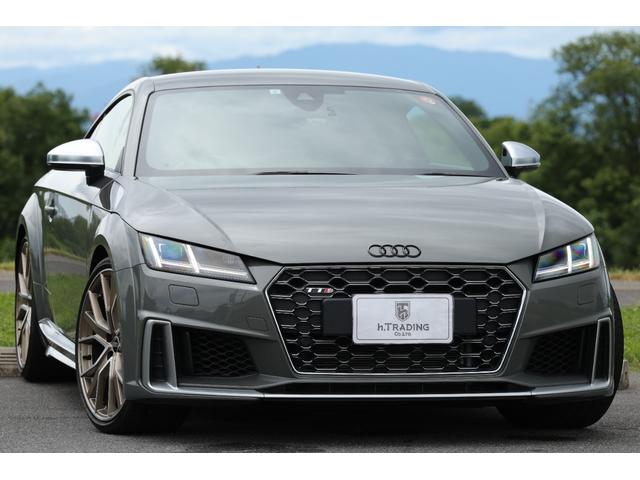 AUDI TTS COUPE MEMORIAL EDITION