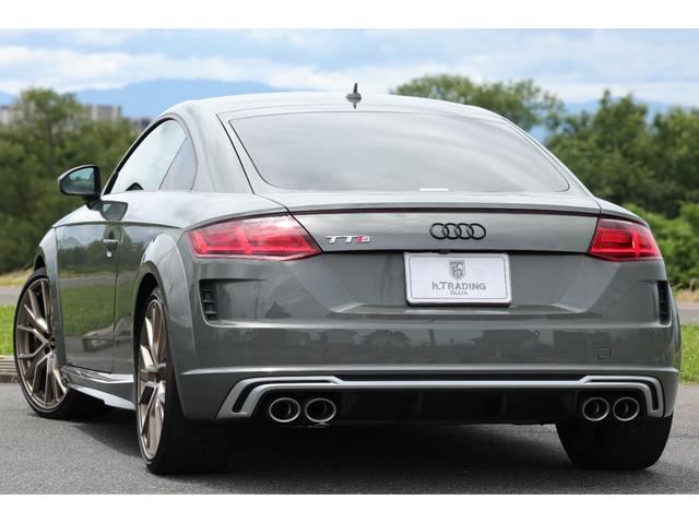AUDI TTS COUPE MEMORIAL EDITION