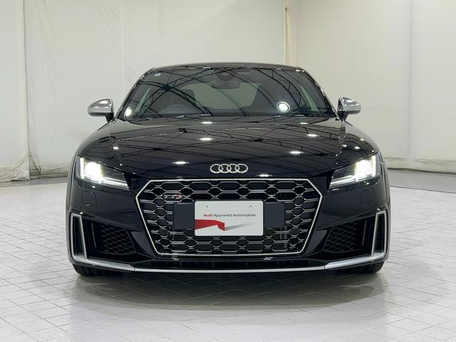 AUDI TTS COUPE MEMORIAL EDITION