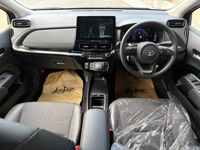 TOYOTA AQUA Z