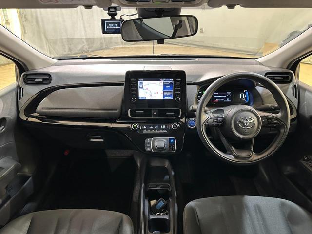 TOYOTA AQUA X