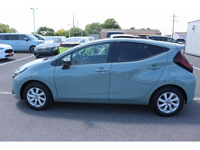 TOYOTA AQUA Z