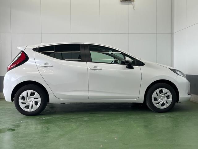 TOYOTA AQUA G