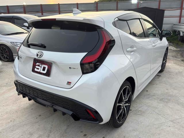 TOYOTA AQUA GR SPORT