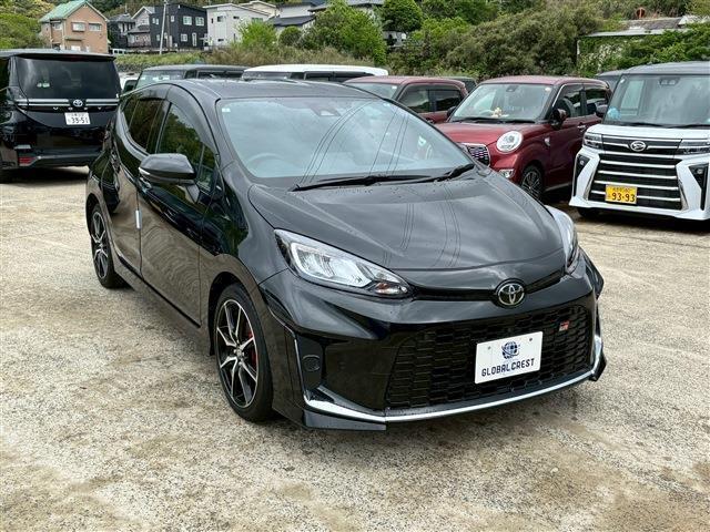 TOYOTA AQUA GR SPORT