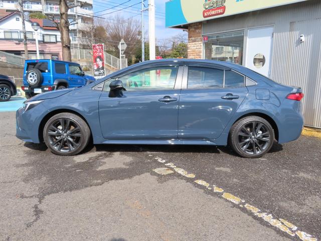 TOYOTA COROLLA HYBRID WxB