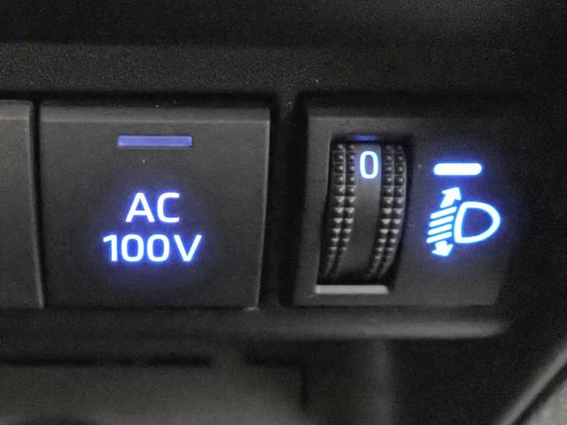 TOYOTA AQUA X