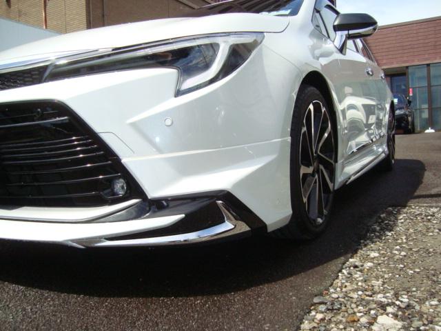 TOYOTA COROLLA HYBRID WxB