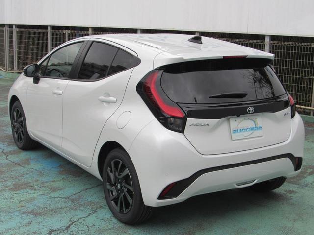 TOYOTA AQUA Z