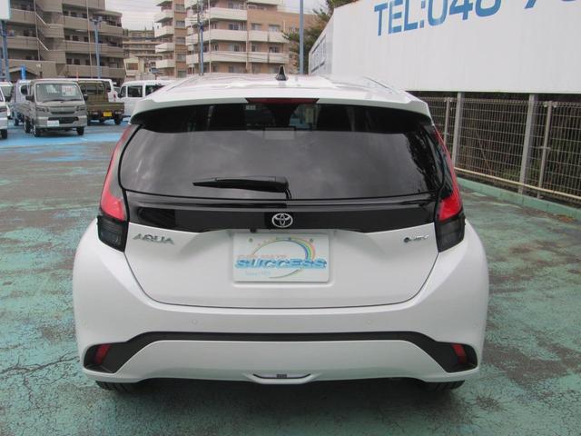 TOYOTA AQUA Z