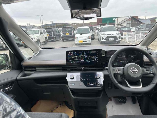 NISSAN SERENA E-POWER HIGHWAY STAR V