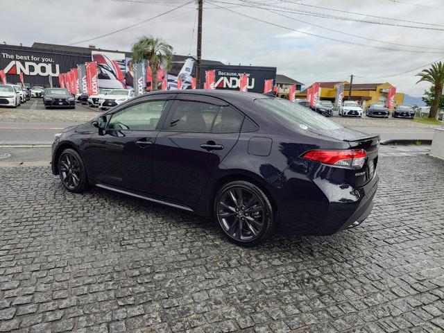 TOYOTA COROLLA HYBRID WxB