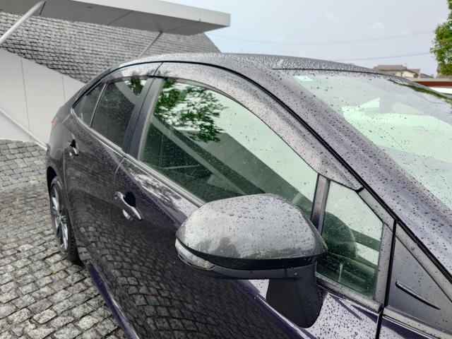 TOYOTA COROLLA HYBRID WxB