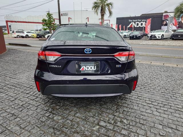TOYOTA COROLLA HYBRID WxB