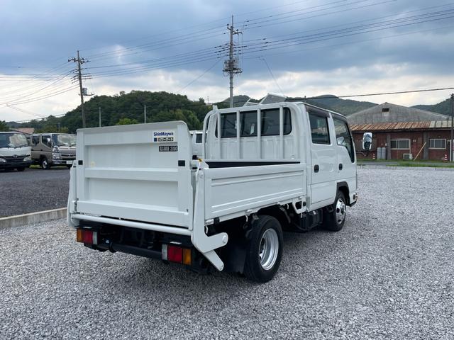 ISUZU ELF TRUCK DOUBLE CAB FLATLOW