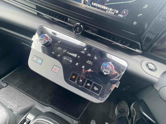 NISSAN SERENA E-4ORCE HIGHWAY STAR V