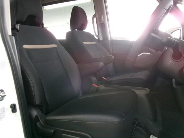 NISSAN SERENA E-4ORCE HIGHWAY STAR V