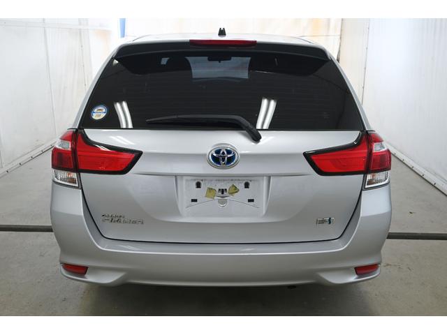 TOYOTA COROLLA FIELDER HYBRID EX