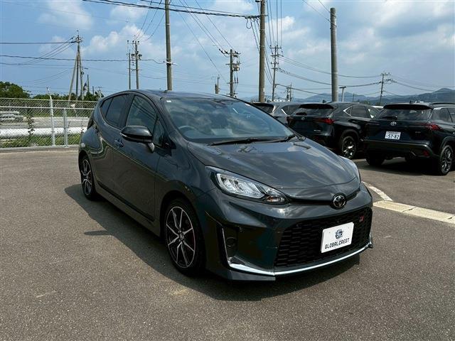 TOYOTA AQUA GR SPORT