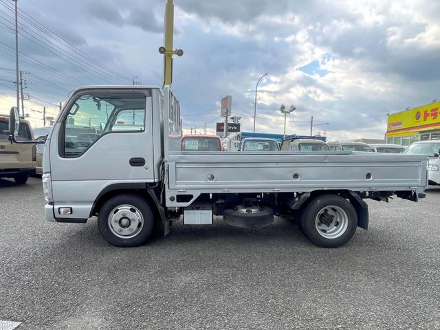 ISUZU ELF TRUCK FULL FLATLOW