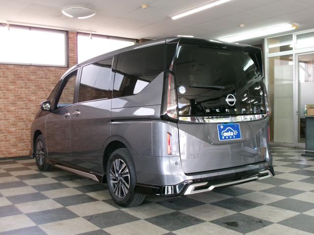 NISSAN SERENA E-4ORCE HIGHWAY STAR V