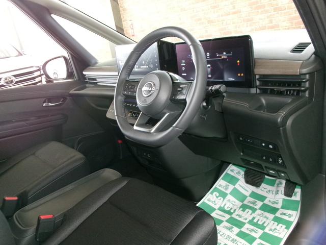 NISSAN SERENA E-4ORCE HIGHWAY STAR V