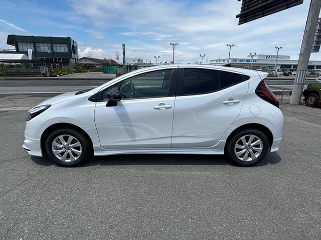 TOYOTA AQUA Z