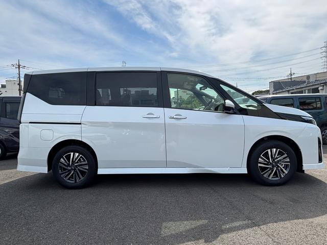 NISSAN SERENA E-POWER HIGHWAY STAR V