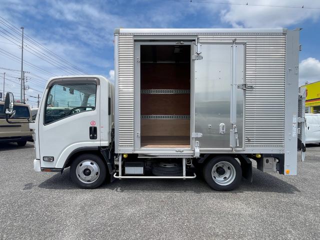 ISUZU ELF TRUCK