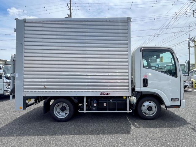 ISUZU ELF TRUCK