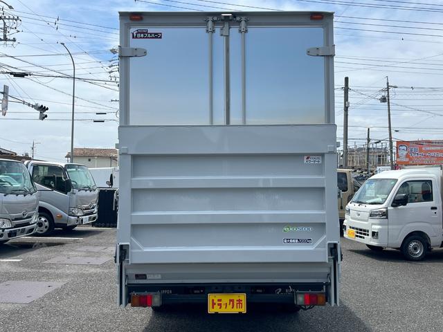 ISUZU ELF TRUCK