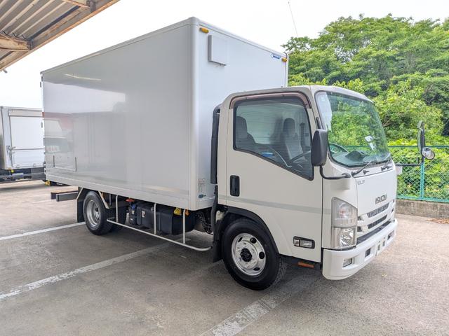 ISUZU ELF TRUCK