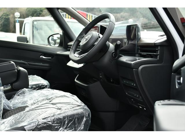 NISSAN SERENA E-POWER HIGHWAY STAR V