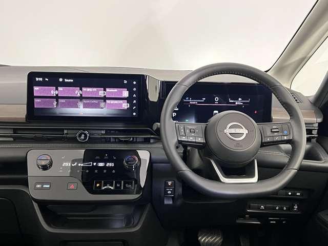 NISSAN SERENA E-4ORCE HIGHWAY STAR V
