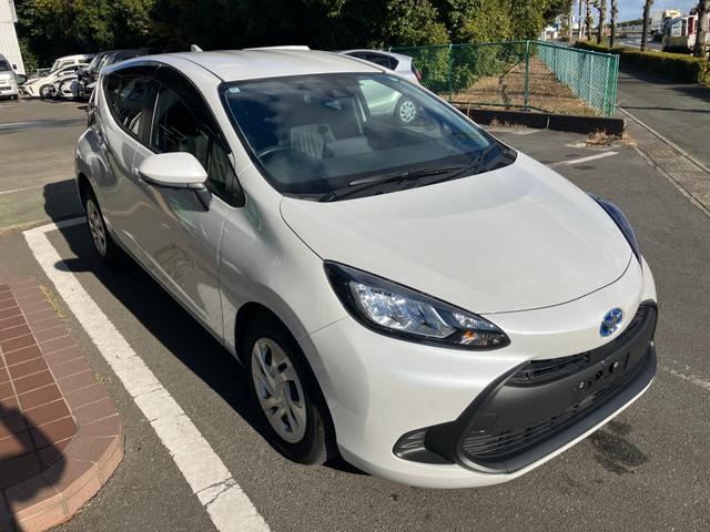 TOYOTA AQUA X